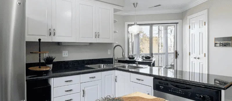 L-Shaped kitchen