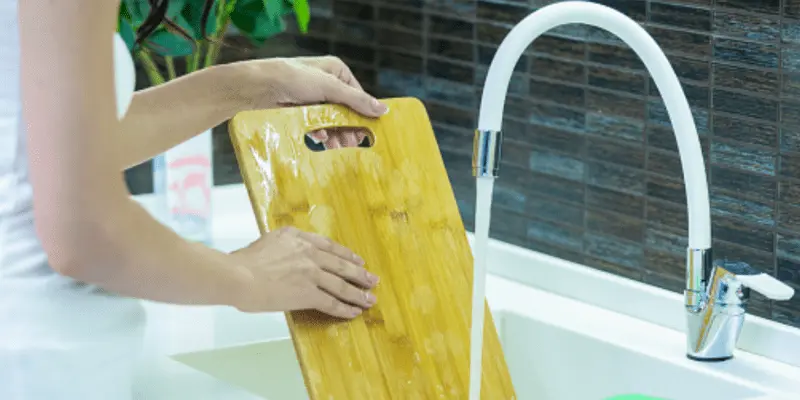 clean your cutting board